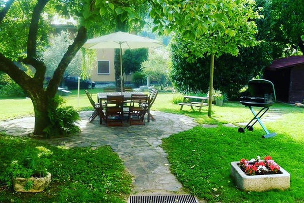 Apartment Piccolo Borgo Castelveccana Екстер'єр фото
