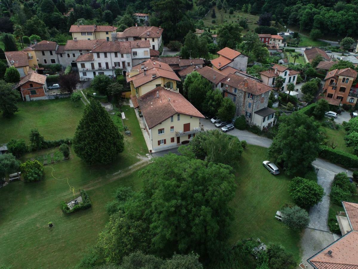 Apartment Piccolo Borgo Castelveccana Екстер'єр фото